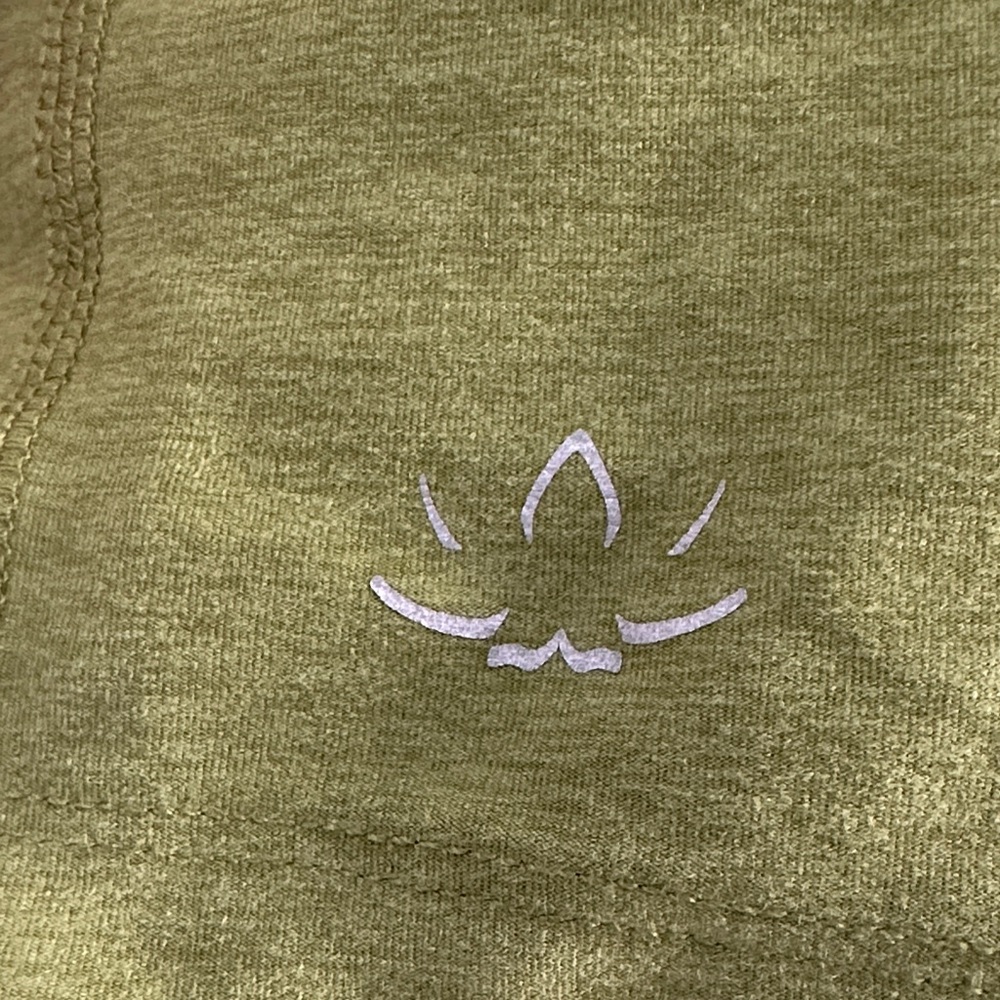 Beyond yoga focus crop - Picture 2 of 4